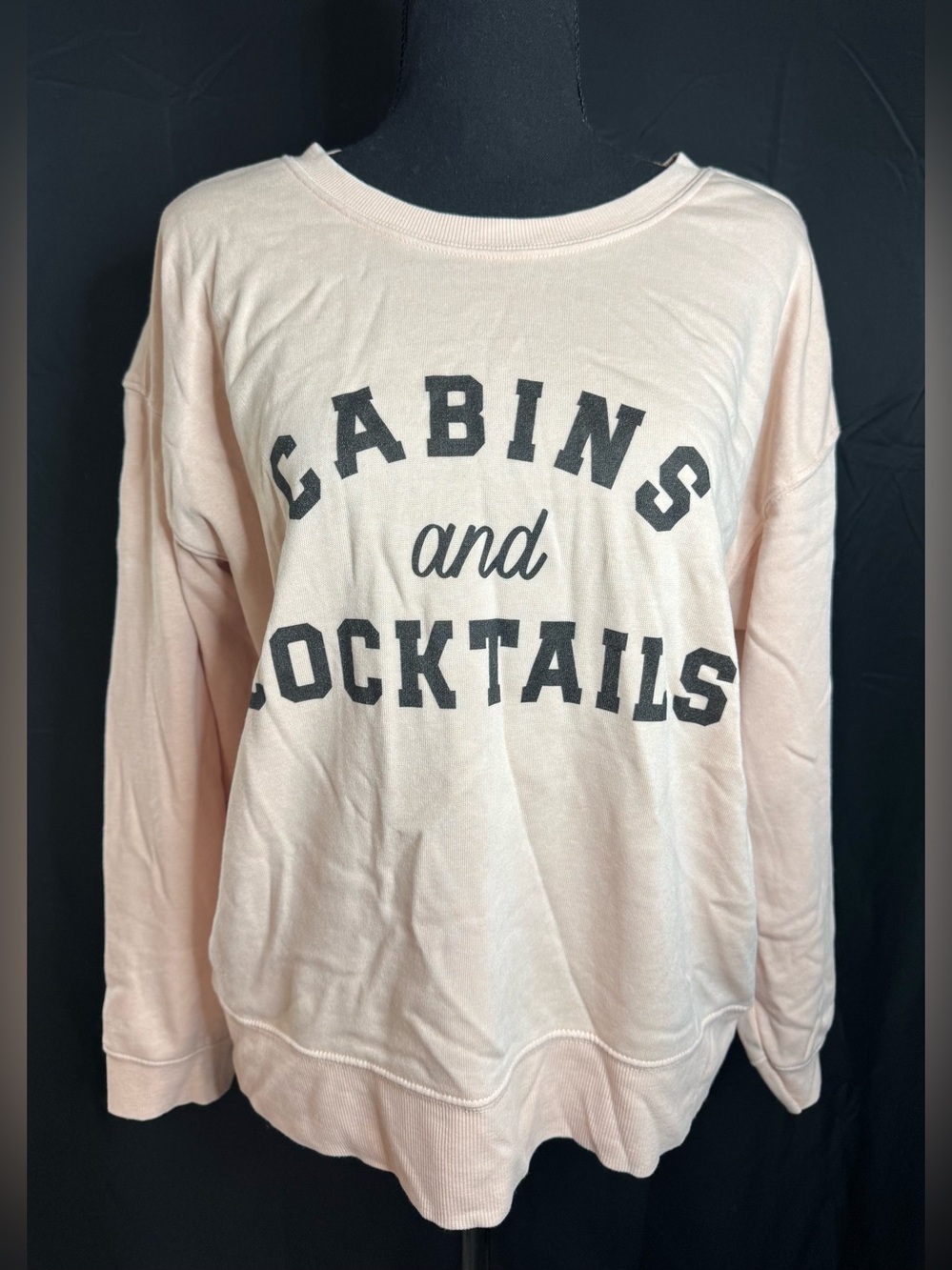 ✨🆕 NWT Pink Lily Boutique Cabins & Cocktails Pale Pink Graphic Sweatshirt Small
